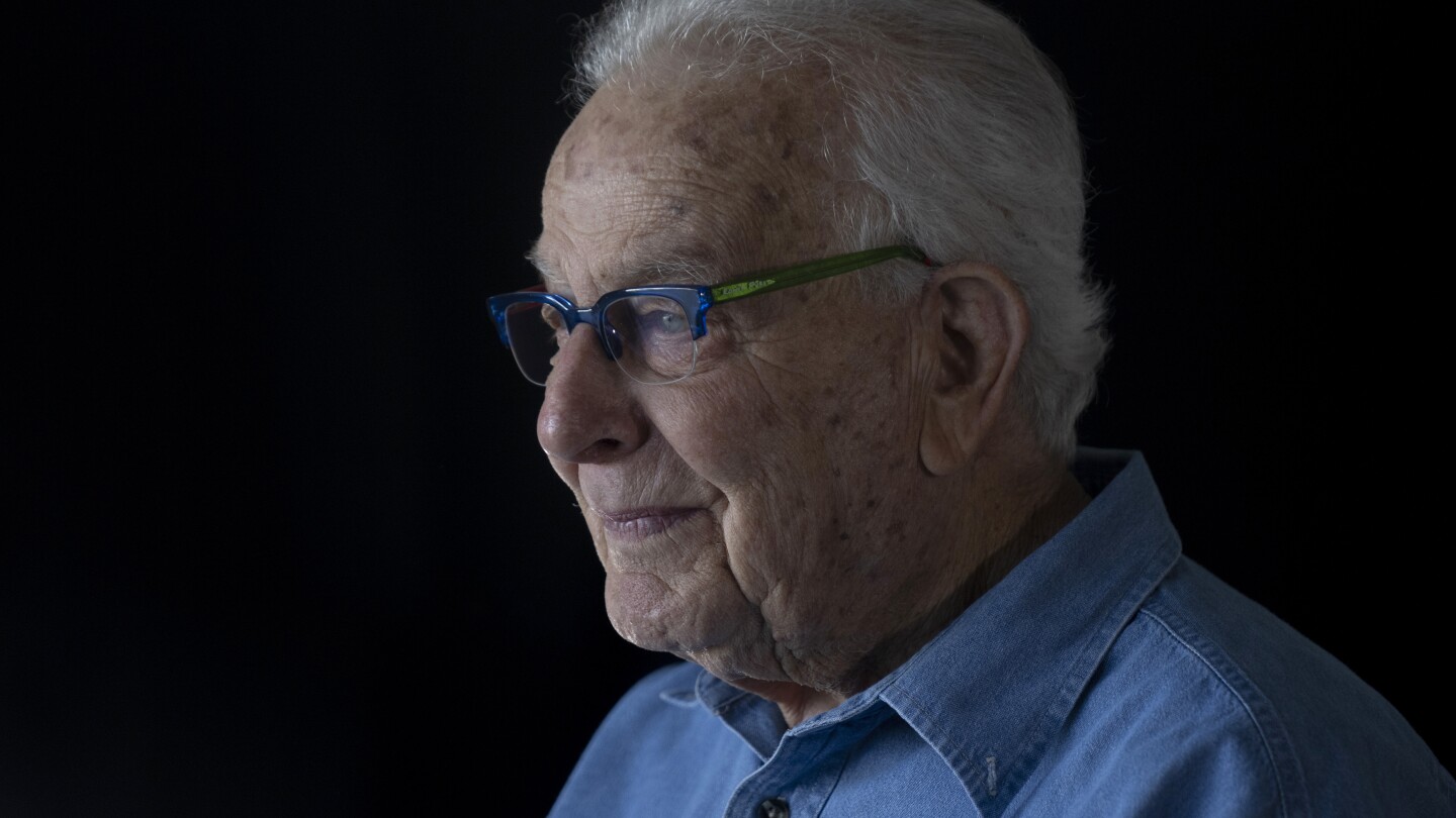 auschwitz-survivor-stories