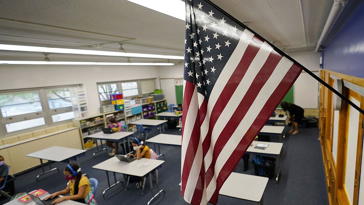 denver-public-schools-ice-policy-lawsuit